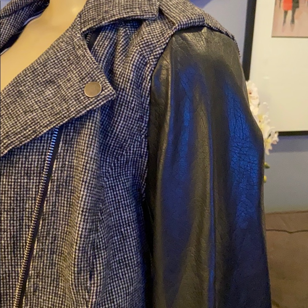 Last Kiss Jacket 🍇 - Picture 3 of 7